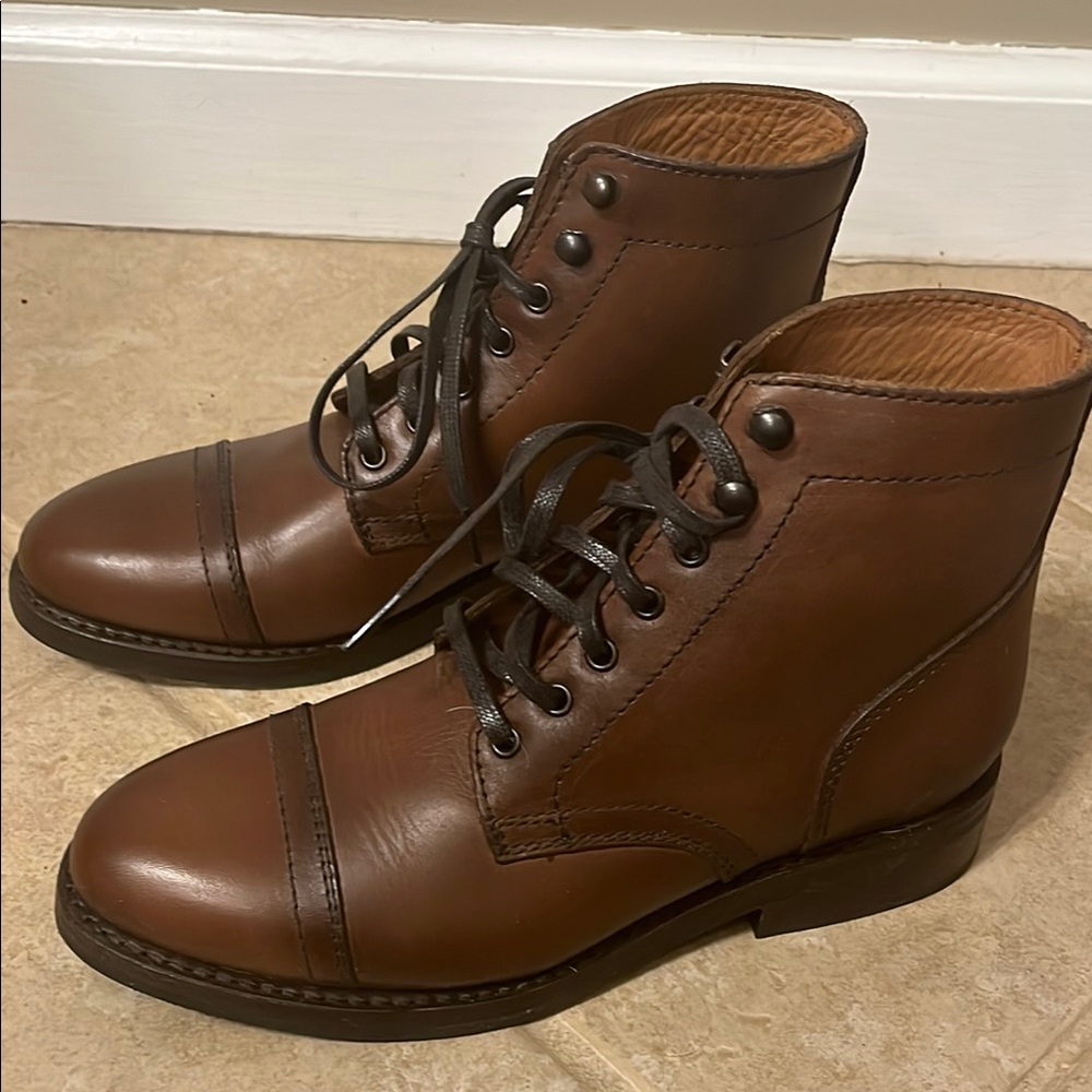 Women’s Thursday Captain Boots Size 8